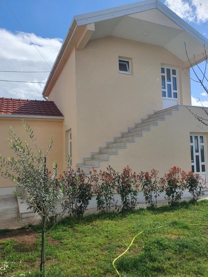 Apartman Tolosi Podgorica Exterior foto
