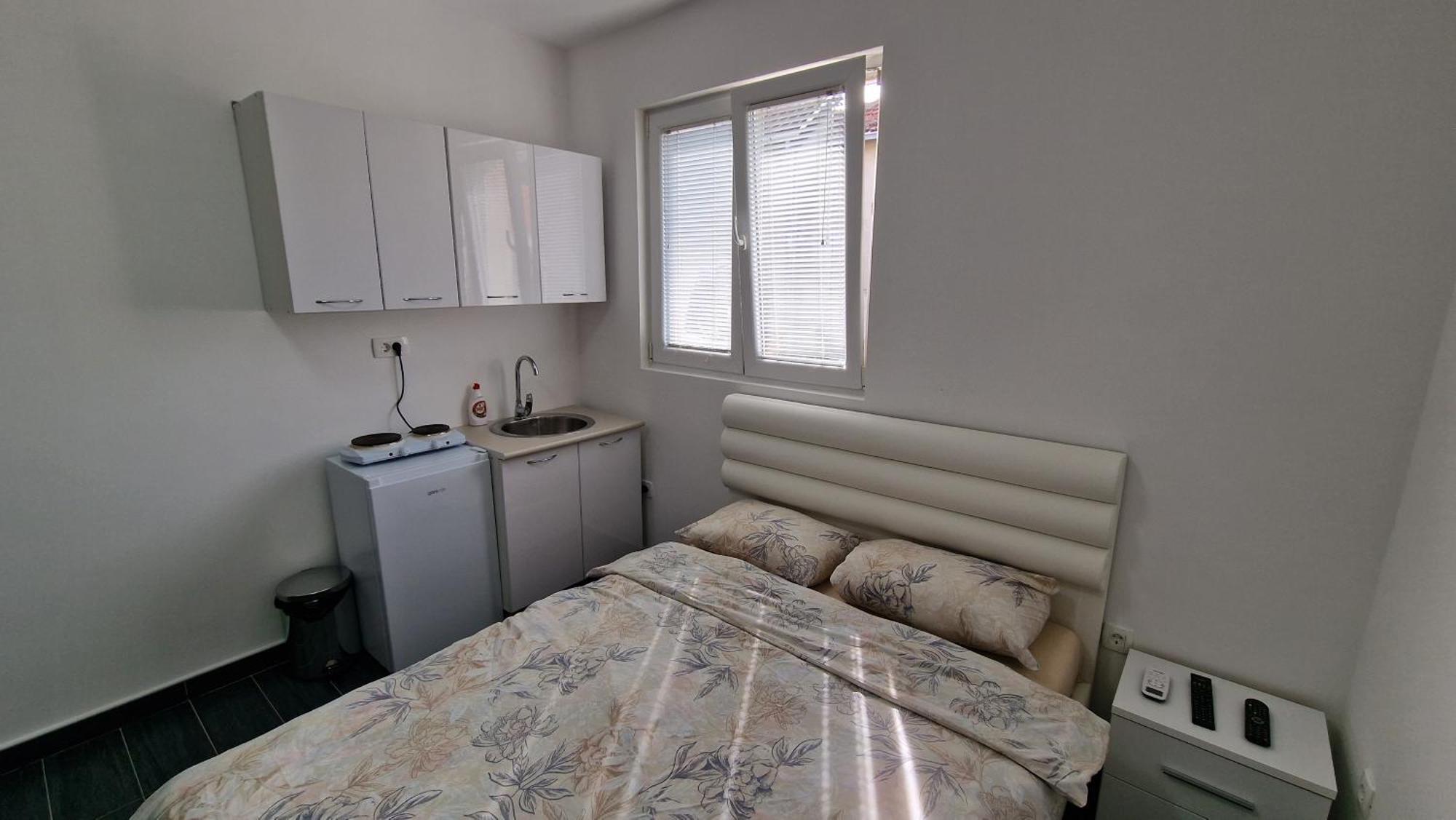 Apartman Tolosi Podgorica Exterior foto